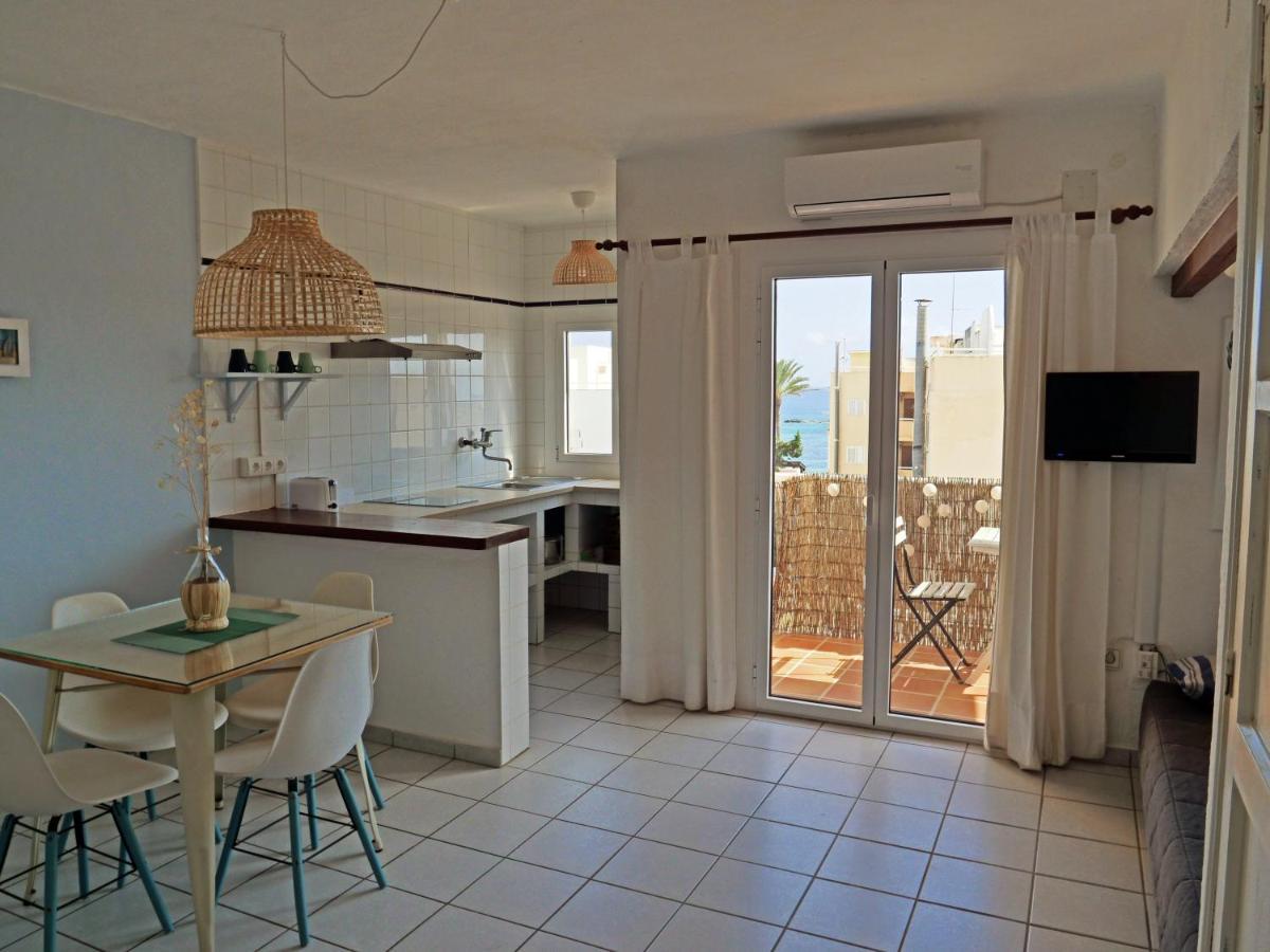 Bonito Apartamento A 20M Del Mar Es Pujols Exterior photo