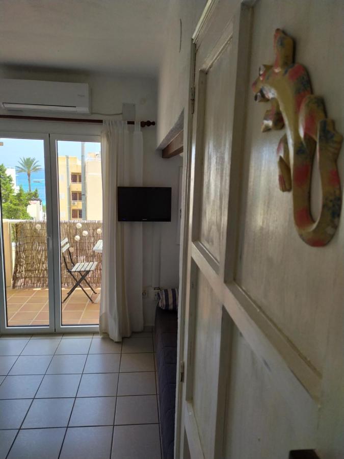 Bonito Apartamento A 20M Del Mar Es Pujols Exterior photo